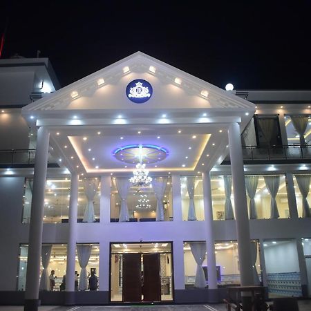 גורקפור The Royal Palace Hotel מראה חיצוני תמונה